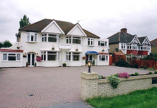 Nonsuch Park Hotel Epsom Bagian luar foto