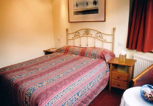 Nonsuch Park Hotel Epsom Bagian luar foto